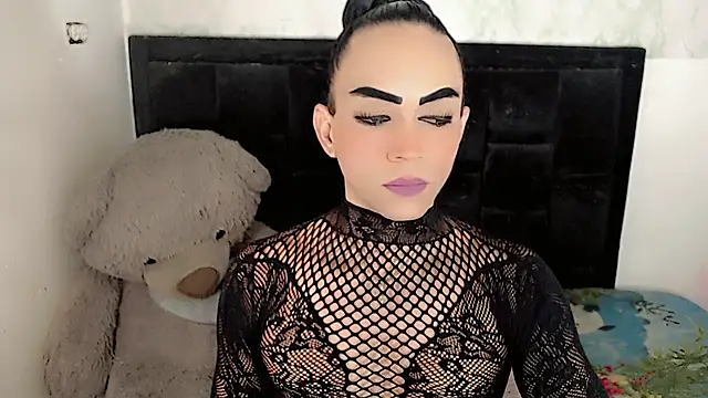 Snapshot of Michell_Queen chatting on 02-03-26, 02:10 Michell Queen online show from 02-03-26, 02:10