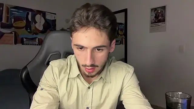 Snapshot of David_Brown18 chatting on 10-28-25, 02:26 David Brown18 online show from 10-28-25, 02:26