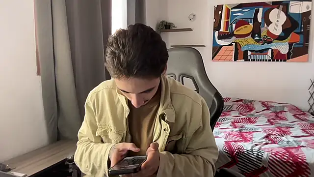 Snapshot of David_Brown18 chatting on 11-15-25, 06:59 David Brown18 online show from 11-15-25, 06:59