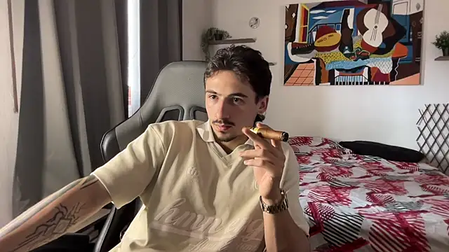 Snapshot of David_Brown18 chatting on 11-19-25, 05:24 David Brown18 online show from 11-19-25, 05:24