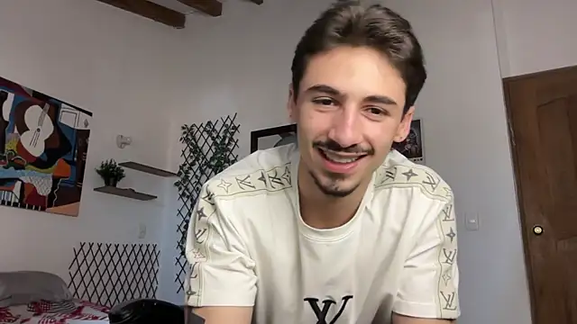 Snapshot of David_Brown18 chatting on 11-22-25, 07:02 David Brown18 online show from 11-22-25, 07:02