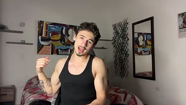 Snapshot of David_Brown18 chatting on 02-05-26, 03:44 David Brown18 online show from 02-05-26, 03:44