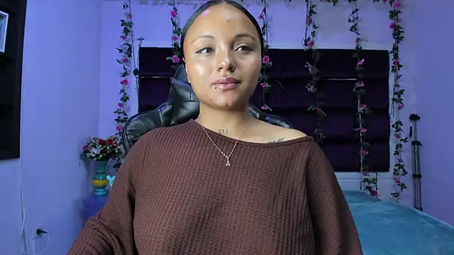 sweelanna   online show from 06-02-26, 12:34