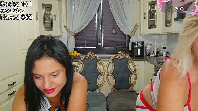 TUNDEROSE1 online show from 07-18-26, 04:00