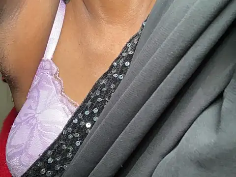 Sexy trisha  7 online show from 07-15-26, 05:40