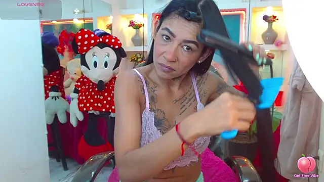 lorenapinto online show from 10-24-25, 11:50