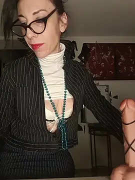 Snapshot of freyamoret chatting on 05-07-26, 02:17 freyamoret online show from 05-07-26, 02:17