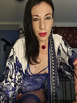freyamoret online show from 06-18-26, 03:40