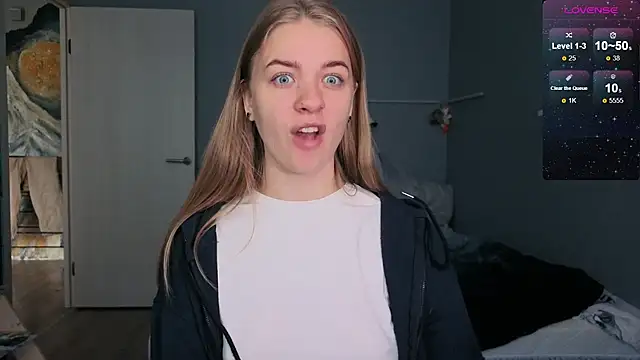 Snapshot of candy_maggie chatting on 09-17-25, 08:16 candy maggie online show from 09-17-25, 08:16