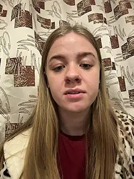 Snapshot of candy_maggie chatting on 12-02-25, 07:42 candy maggie online show from 12-02-25, 07:42