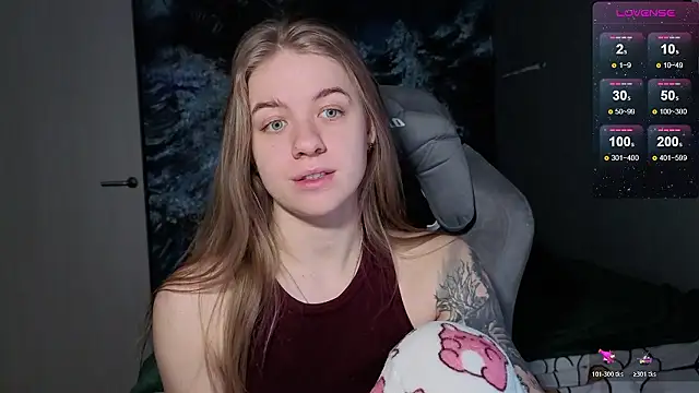 Snapshot of candy_maggie chatting on 01-08-26, 05:15 candy maggie online show from 01-08-26, 05:15