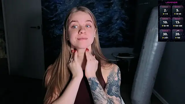 Snapshot of candy_maggie chatting on 03-09-26, 02:10 candy maggie online show from 03-09-26, 02:10