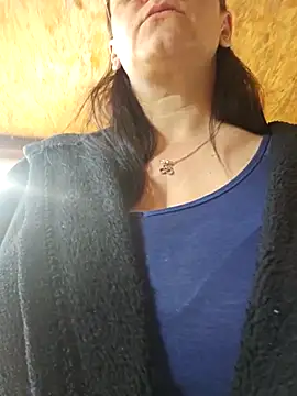 KristenVega online show from 10-21-25, 07:53