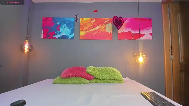 Snapshot of summer_lee_ chatting on 12-19-24, 06:12 summer lee online show from 12-19-24, 06:12