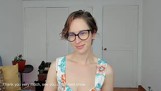 Snapshot of cuddlingbunny chatting on 10-22-25, 03:56 cuddlingbunny online show from 10-22-25, 03:56