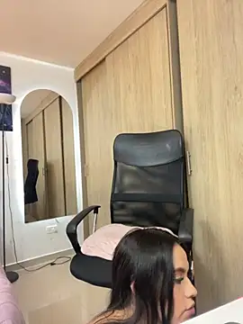 Snapshot of MariaAntonia__ chatting on 11-20-25, 08:30 MariaAntonia online show from 11-20-25, 08:30