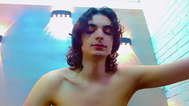 Sr BonnyEthan online show from 11-21-25, 01:54