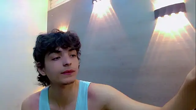 Sr BonnyEthan online show from 12-17-25, 01:50