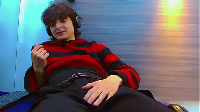 Sr BonnyEthan online show from 03-16-26, 01:04