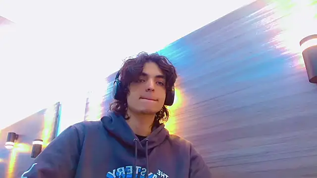 Sr BonnyEthan online show from 04-25-26, 01:03