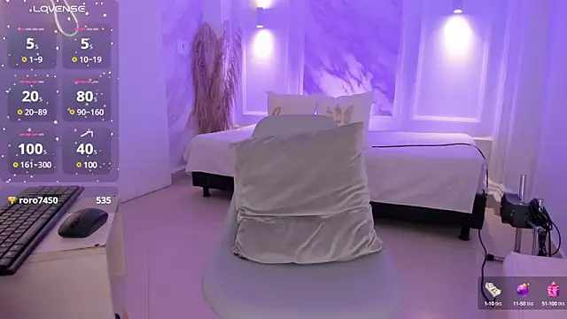 Snapshot of NastassjaCandy chatting on 01-14-25, 10:34 NastassjaCandy online show from 01-14-25, 10:34