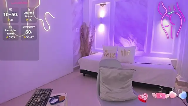 Snapshot of NastassjaCandy chatting on 01-22-25, 07:24 NastassjaCandy online show from 01-22-25, 07:24
