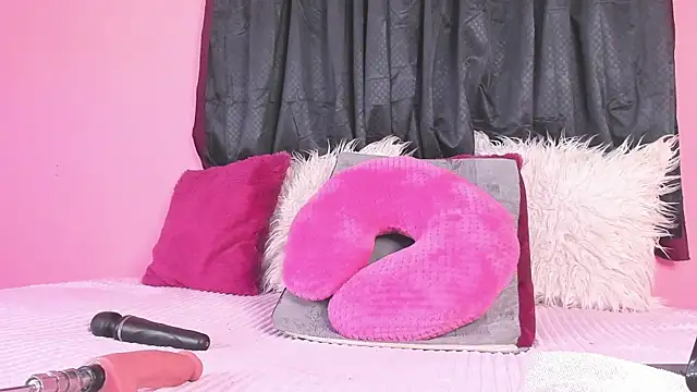 cloe bridgee online show from 04-28-26, 01:04