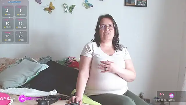 Snapshot of honeyhot_paty chatting on 02-07-25, 09:37 honeyhot paty online show from 02-07-25, 09:37