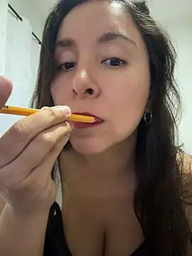 emely sexx20 online show from 04-30-26, 10:58