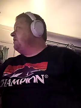 Snapshot of jrsexy83 chatting on 03-20-26, 07:46 jrsexy83 online show from 03-20-26, 07:46