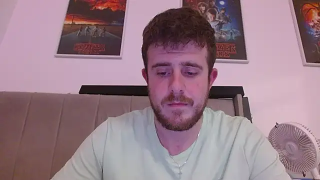 Snapshot of maxy49 chatting on 11-15-25, 09:00 maxy49 online show from 11-15-25, 09:00