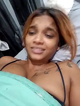 Indianqueen03 online show from 03-22-25, 05:20