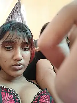 Indianqueen03 online show from 06-24-26, 11:53