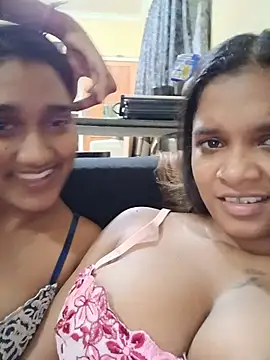 Indianqueen03 online show from 06-25-26, 06:23