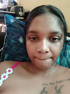 Indianqueen03 online show from 06-27-26, 10:09