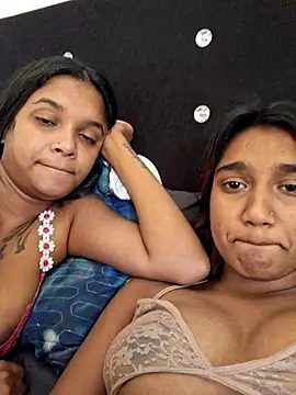 Indianqueen03 online show from 07-15-26, 09:36