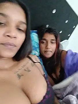 Indianqueen03 online show from 07-19-26, 04:27