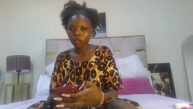 Snapshot of Fine_assie chatting on 02-28-25, 07:46 Fine assie online show from 02-28-25, 07:46