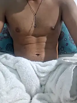 Snapshot of paupraelass chatting on 11-14-25, 01:48 paupraelass online show from 11-14-25, 01:48