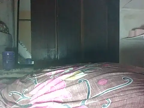 Snapshot of sweet_iddah chatting on 02-07-25, 05:18 sweet iddah online show from 02-07-25, 05:18