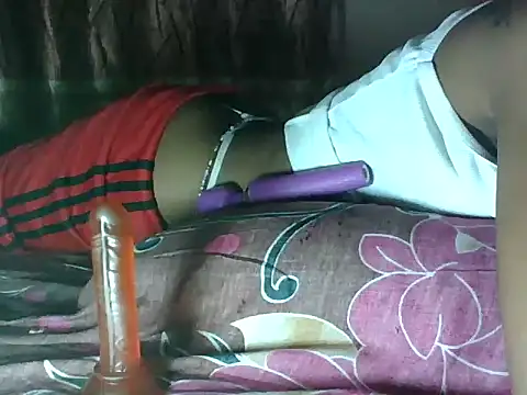 Snapshot of sweet_iddah chatting on 03-01-25, 06:32 sweet iddah online show from 03-01-25, 06:32