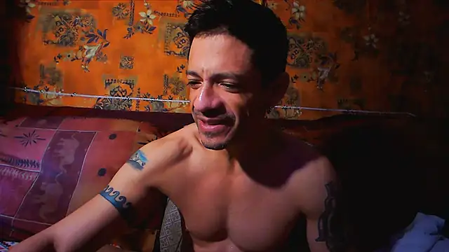 Snapshot of Tony_Torrente chatting on 12-02-24, 05:15 Tony Torrente online show from 12-02-24, 05:15