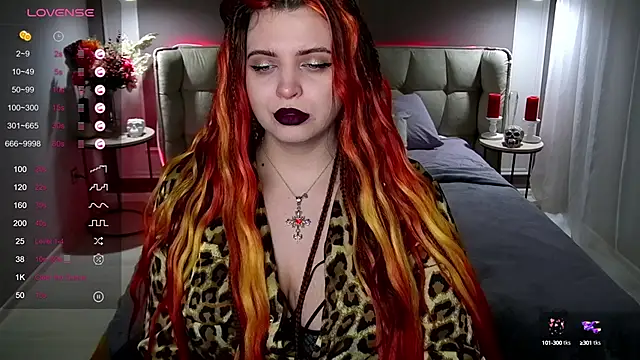 Snapshot of Miss_Maya_Mils chatting on 01-20-25, 01:07 Miss Maya Mils online show from 01-20-25, 01:07