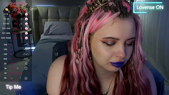 Snapshot of Miss_Maya_Mils chatting on 03-09-25, 04:05 Miss Maya Mils online show from 03-09-25, 04:05