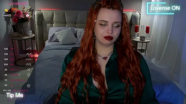 Snapshot of Miss_Maya_Mils chatting on 03-17-25, 04:08 Miss Maya Mils online show from 03-17-25, 04:08