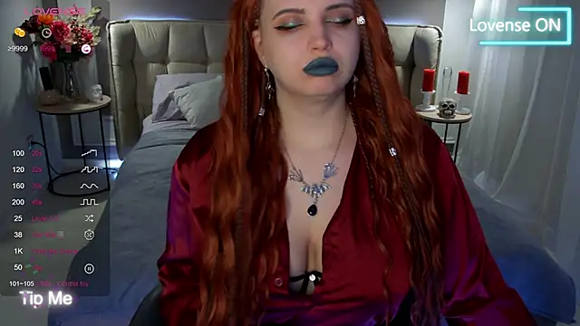 Snapshot of Miss_Maya_Mils chatting on 03-18-25, 04:04 Miss Maya Mils online show from 03-18-25, 04:04