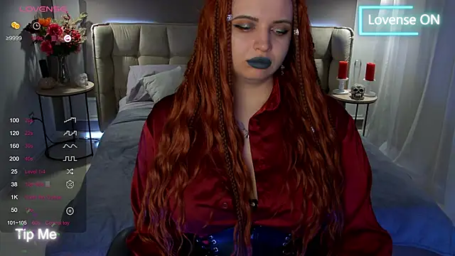 Snapshot of Miss_Maya_Mils chatting on 03-18-25, 07:08 Miss Maya Mils online show from 03-18-25, 07:08