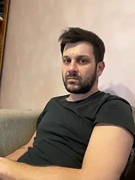 Snapshot of MaeltraJoy chatting on 12-07-24, 11:18 MaeltraJoy online show from 12-07-24, 11:18