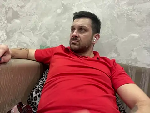 Snapshot of MaeltraJoy chatting on 03-08-26, 05:17 MaeltraJoy online show from 03-08-26, 05:17