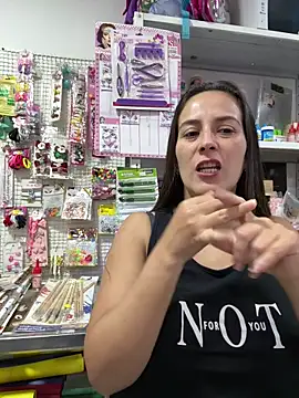 Snapshot of Rousse92 chatting on 11-19-25, 11:05 Rousse92 online show from 11-19-25, 11:05